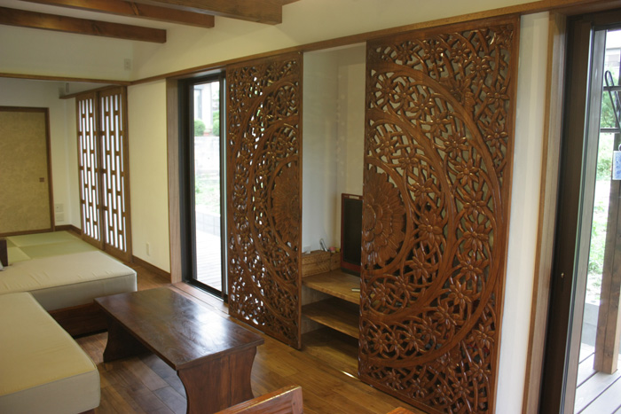アジアン家具 オーダーメイド家具 木彫り彫刻の扉